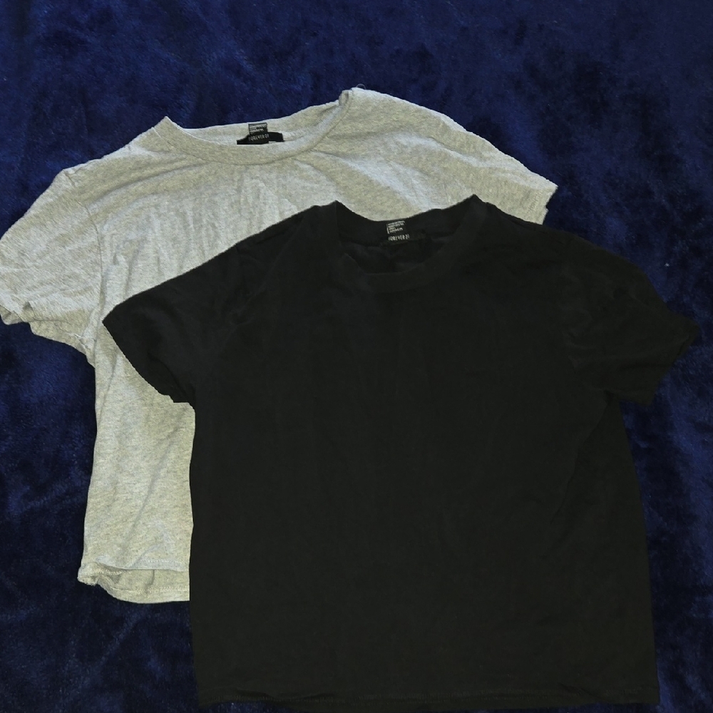 SOLD- Black and Gray T-Shirt Set